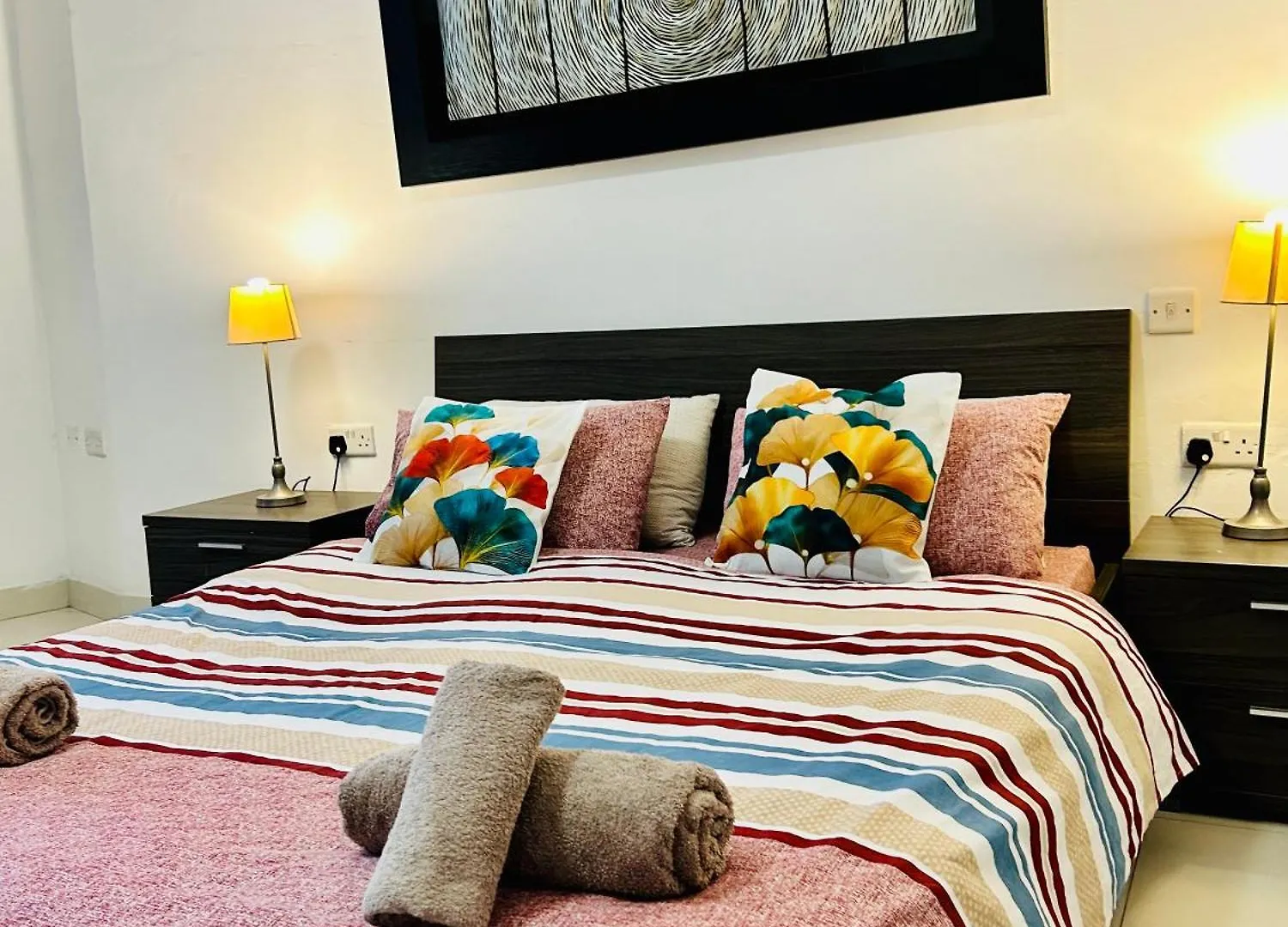 Steps To The Sea 1-Br Central Apartment Gzira